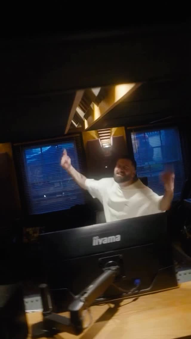 TOUCH ME🫦🫦🫦🫦🫦🫦🫦🫦Here it is lol 🫶 Comment what you want next xoxoxoxox also this was the last time I wore this t