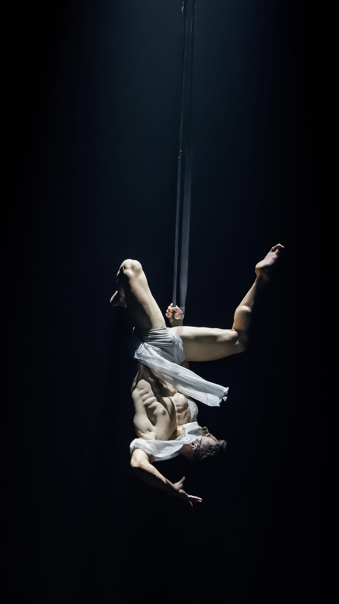 Performing in a black hole at Costume design by and assembled by Thank you for the video 🫶🏻