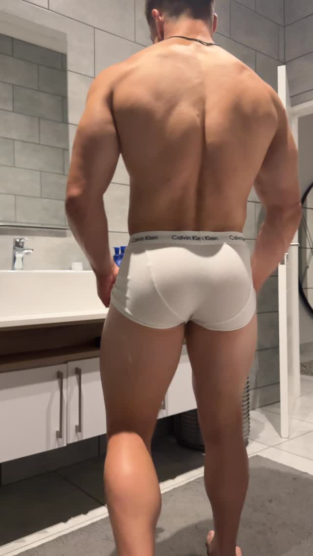 Gotta keep the skin hydrated 😌