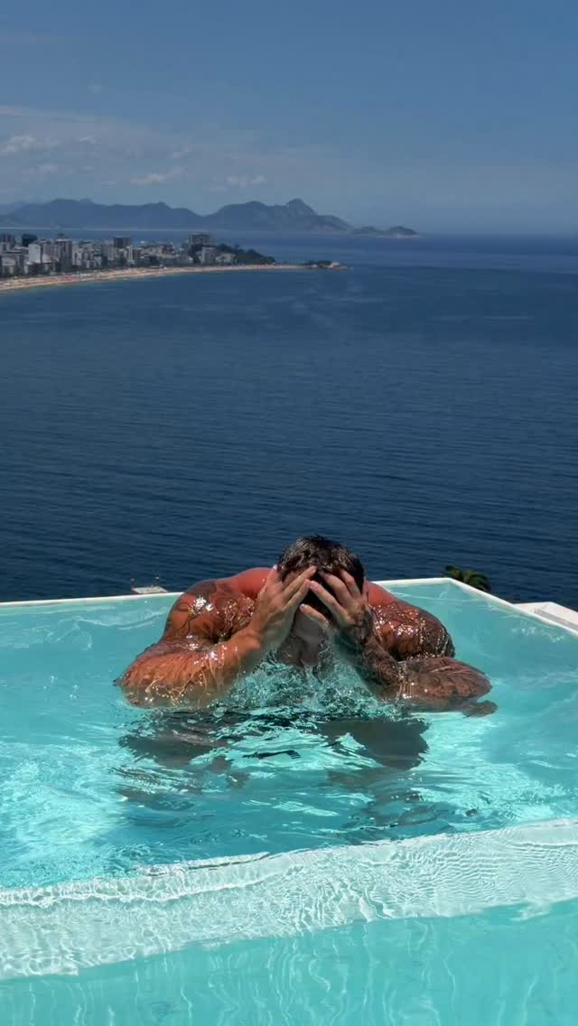 Do you like the view??🙋🏼‍♂️☀️