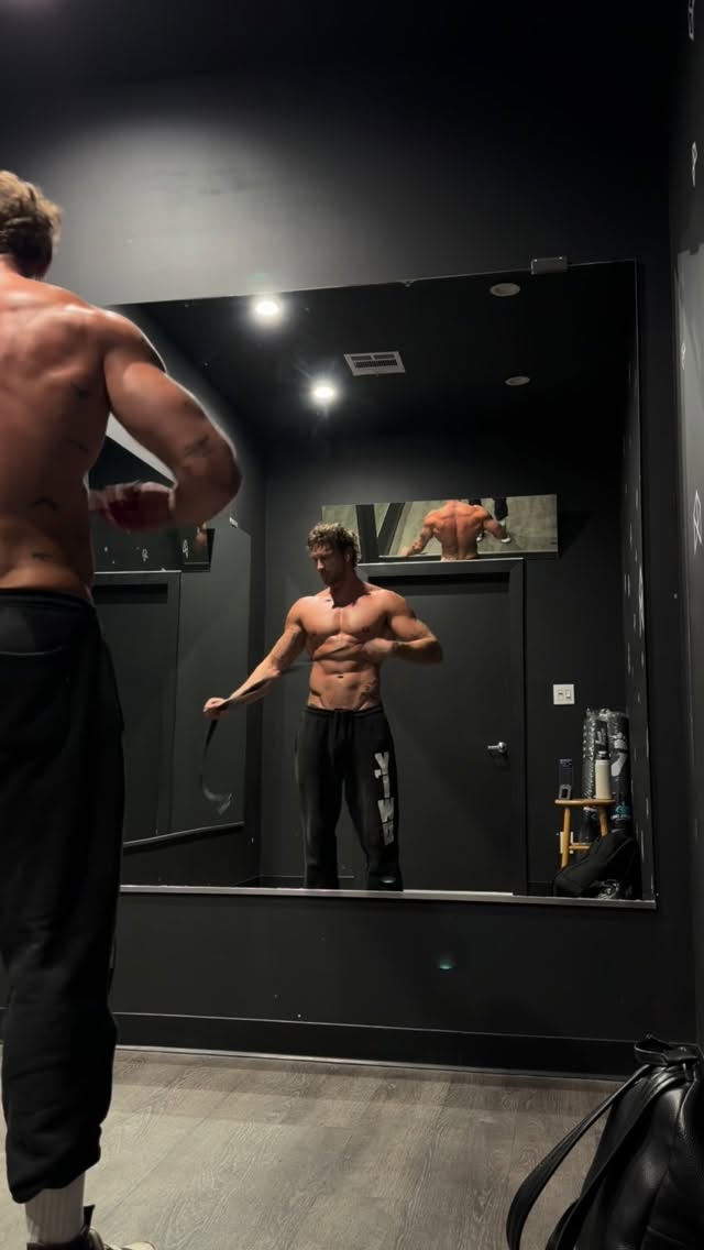 The Cut is Going Well down to 189Lbs.