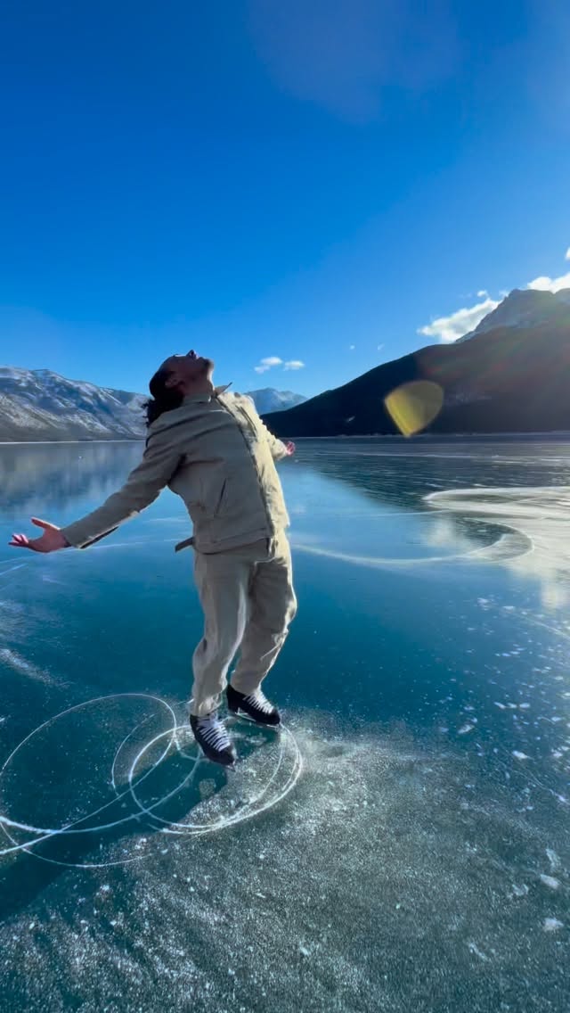 To infinity and beyond 🚀 with my friends at DUER, in pieces made for moving.