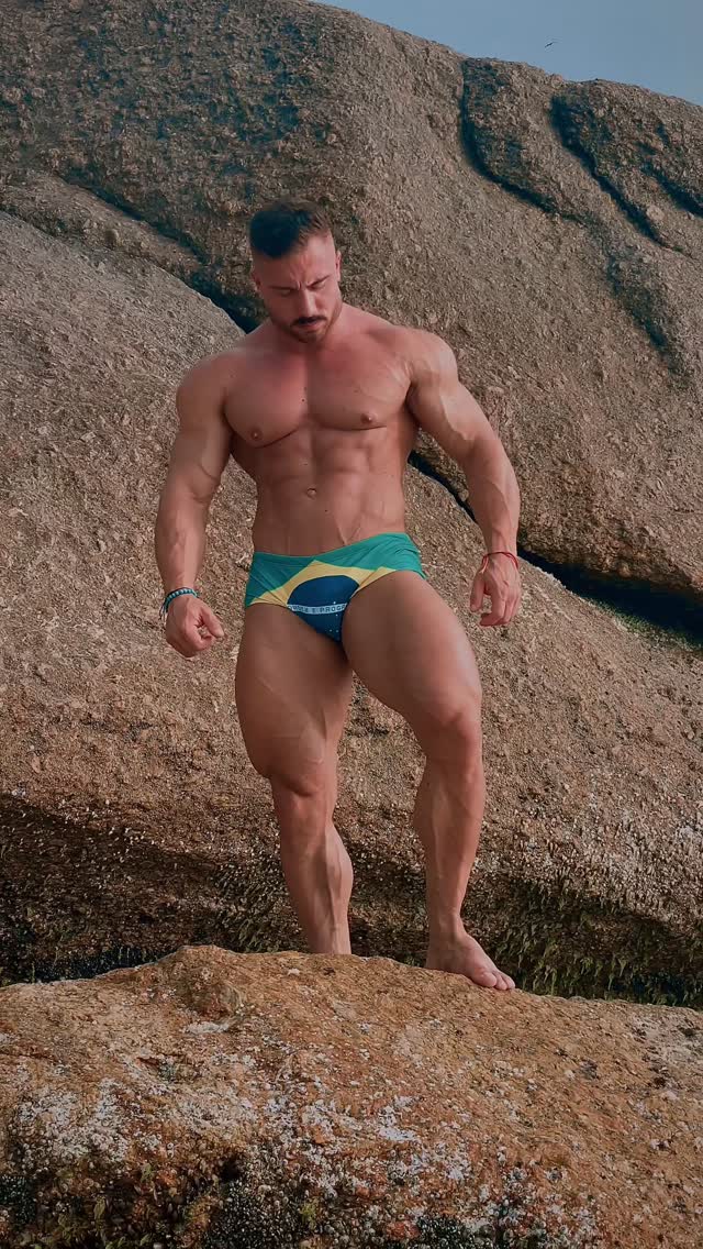 I like the beach 🏝️🌊☀️