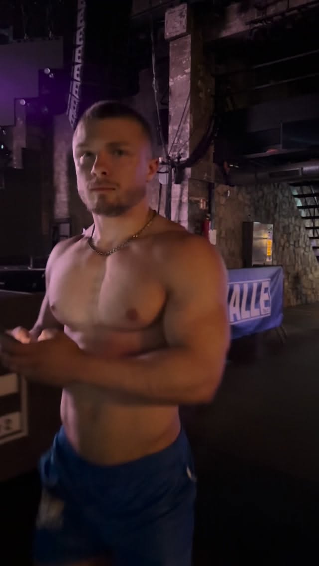 Caught Off Guard… Still Ate 💃🔥