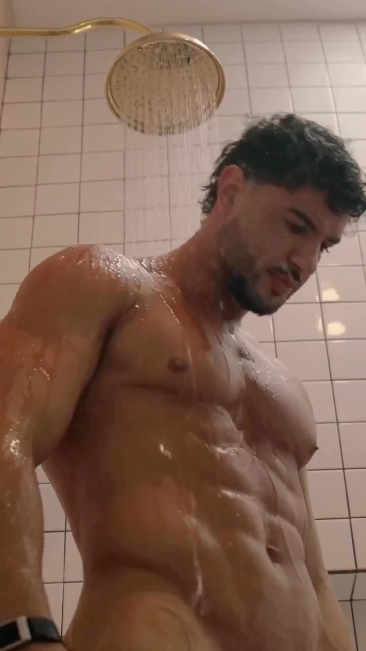 Slow mornings 🚿