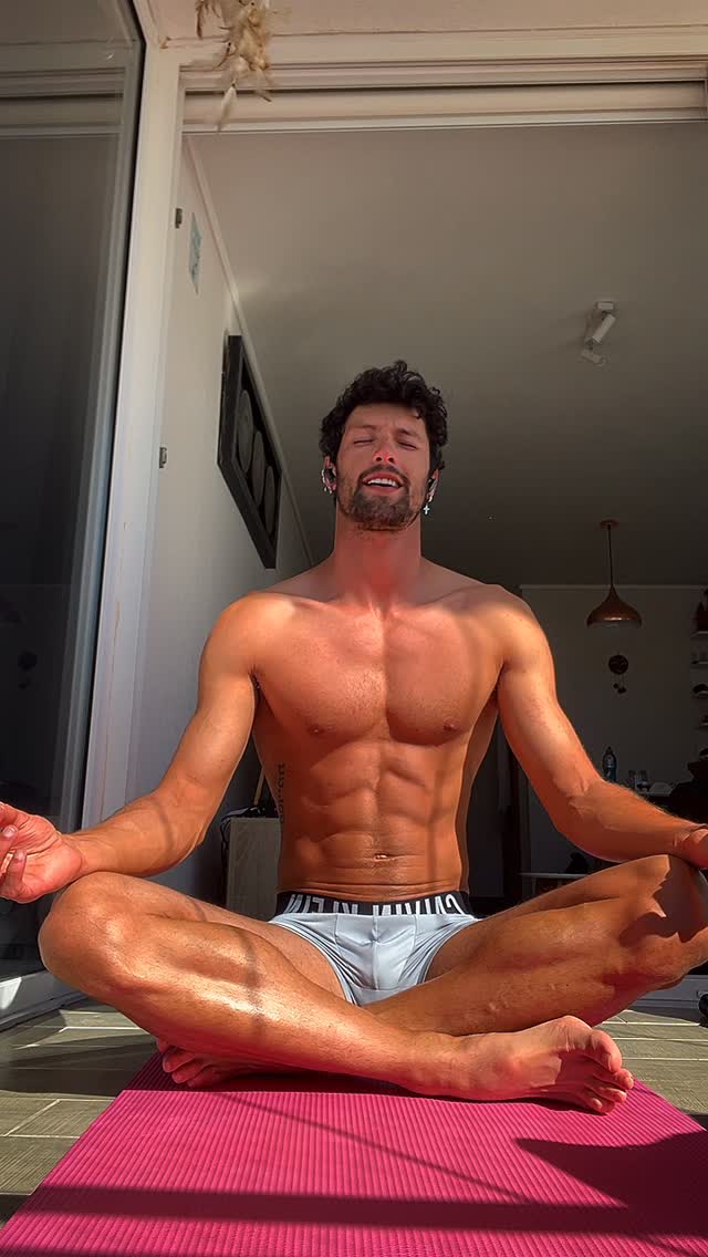 Cuando mis pensamientos positivos toman control de mi cuerpo 😂🔥