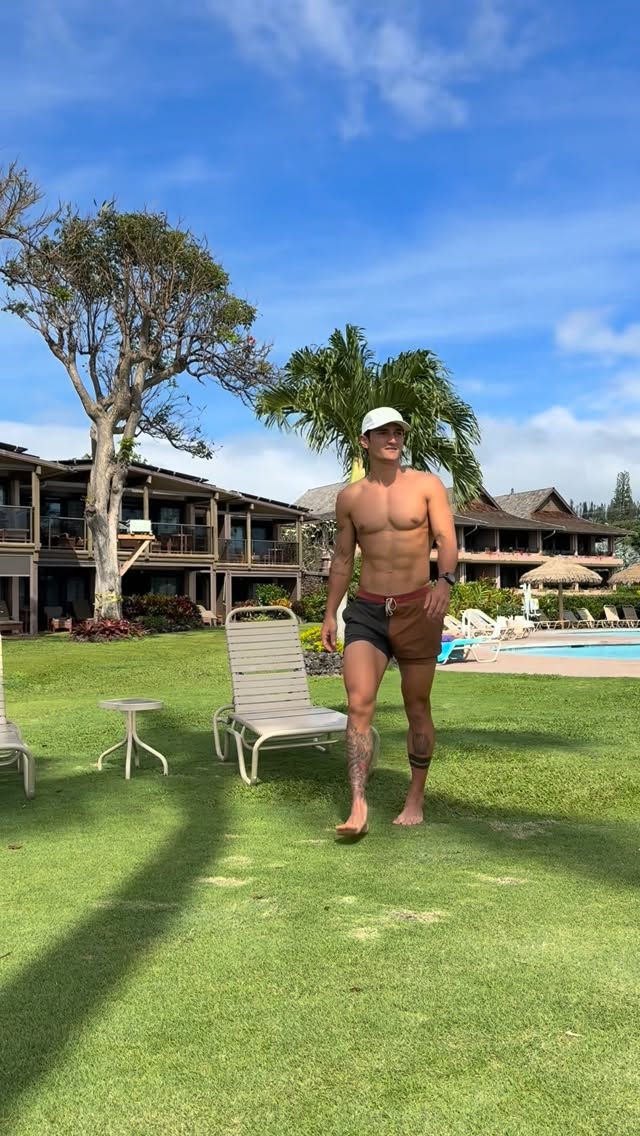 Here is an unedited video of me just slowly walking towards the camera.