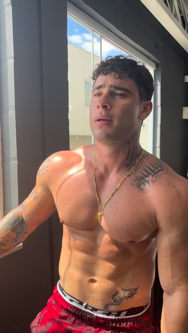 Gastando um pouco a energia, por que a testosterona tá a mil 🔥💪🏻😼🇧🇷