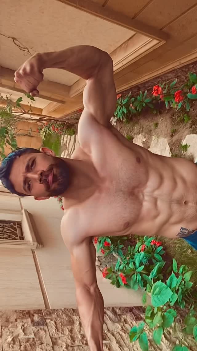 مساء الورد 🌿🏡😂