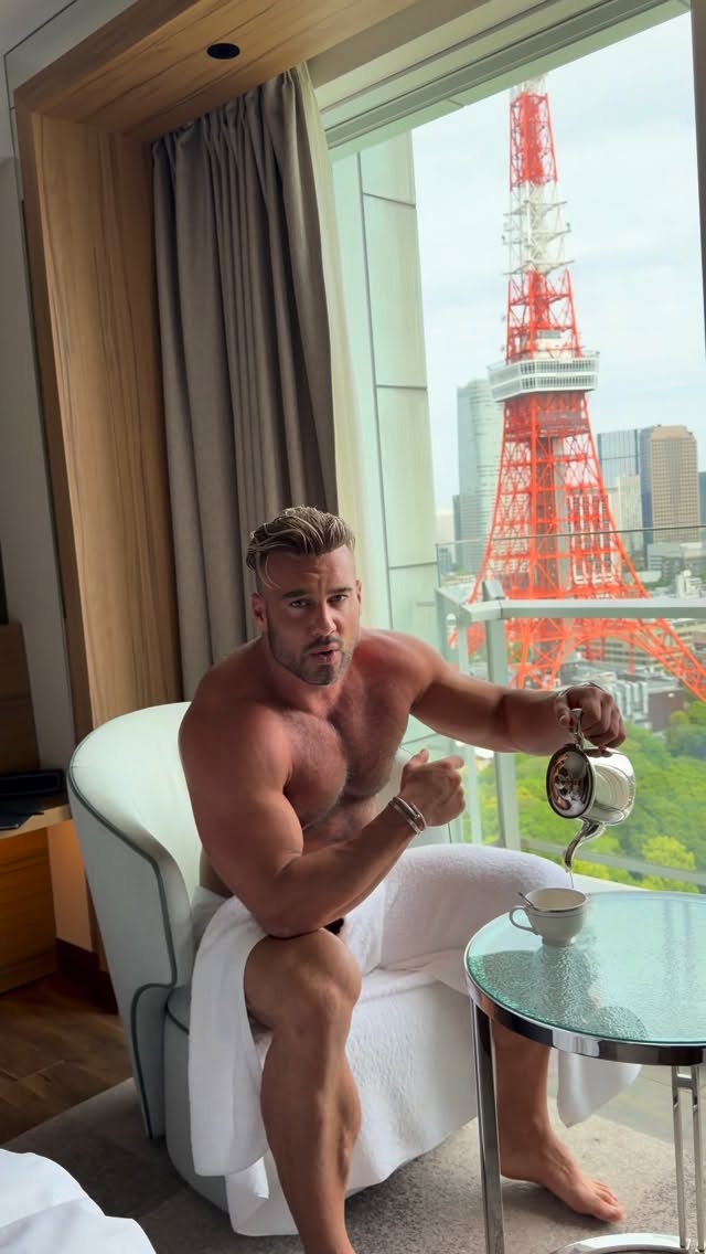 Good Morning Japan! Greetings from the 31st floor 🗼