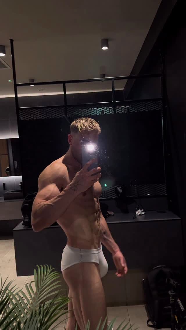 Full body work so I can eat bigger on weekends 😝