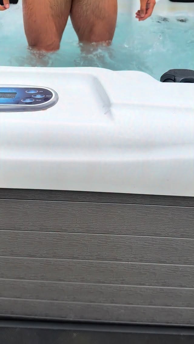 Hottubs are better with