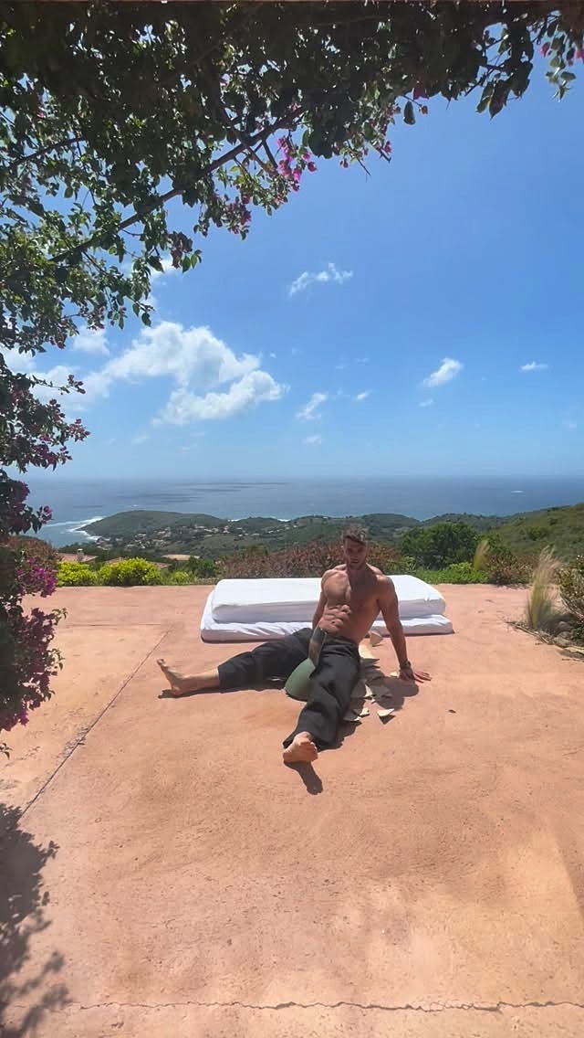 Oui, j’ai cassé la table… 🌝🏔️