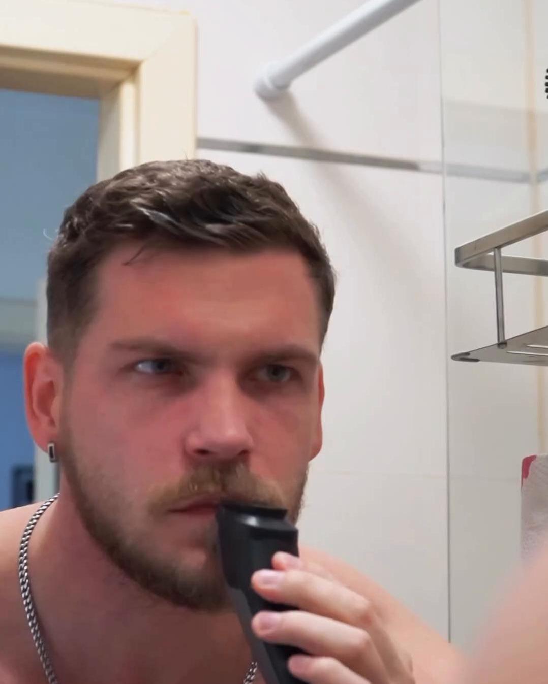 Step into my morning - a mix of calm, coffee, and a little chaos 😋