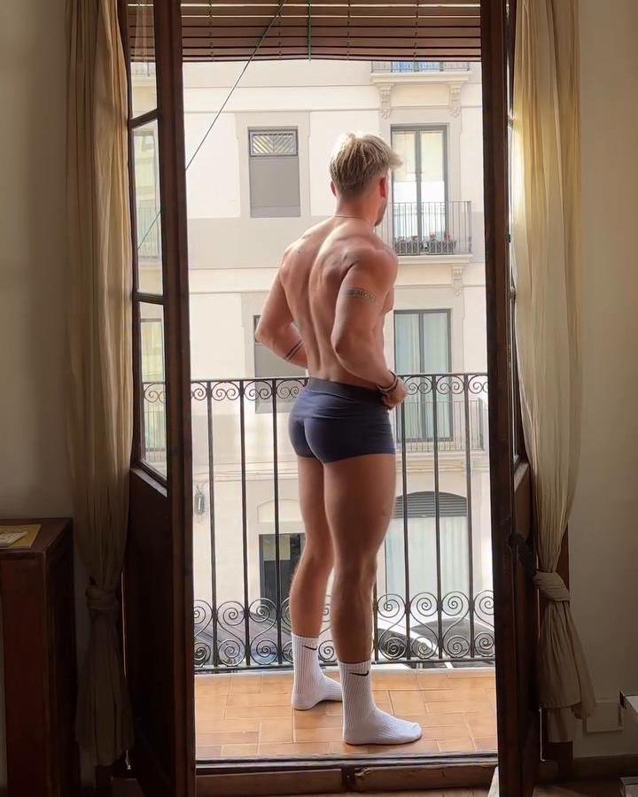 Hola Barcelona👋🏻👀