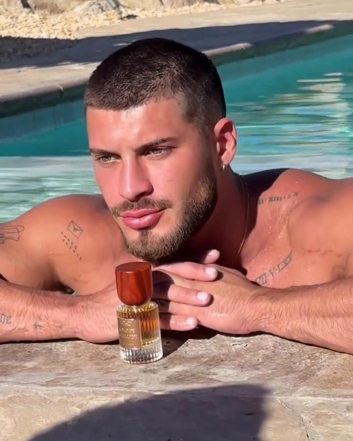 The scent of quiet confidence.