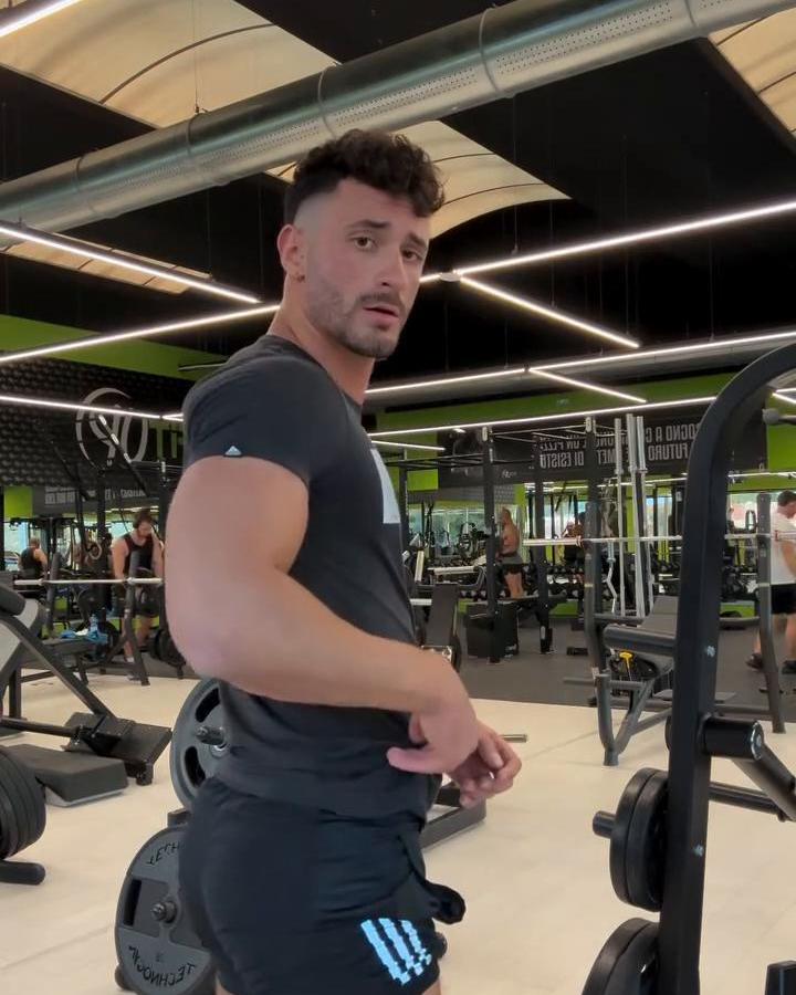 i need a new pair of 🩳