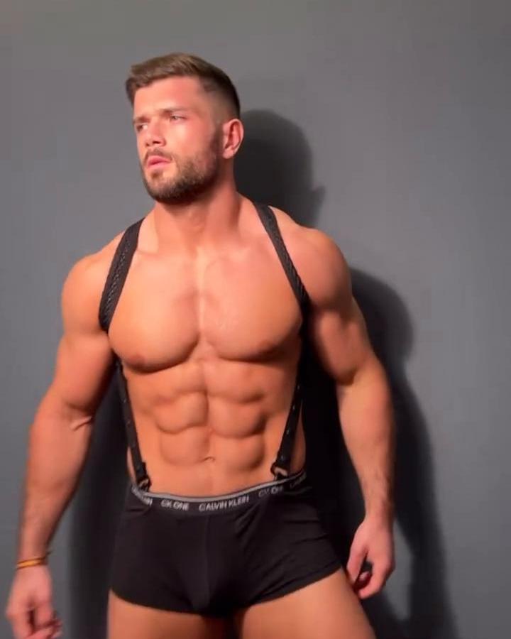 Backstage shooting photo with