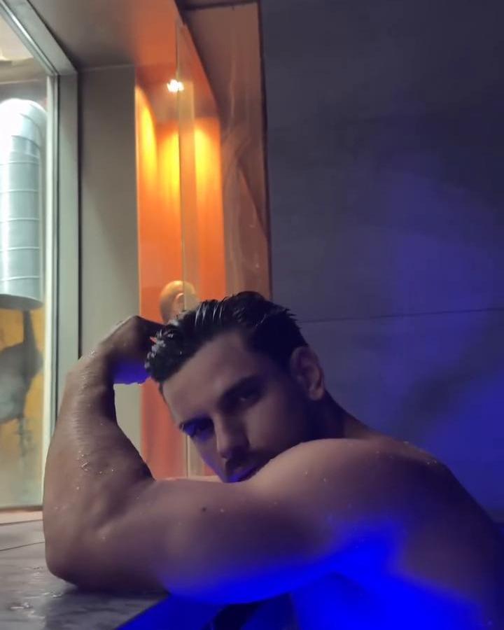 Backstage video with