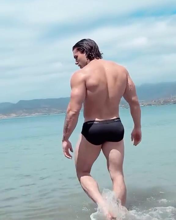 Are you coming to the beach? 😉