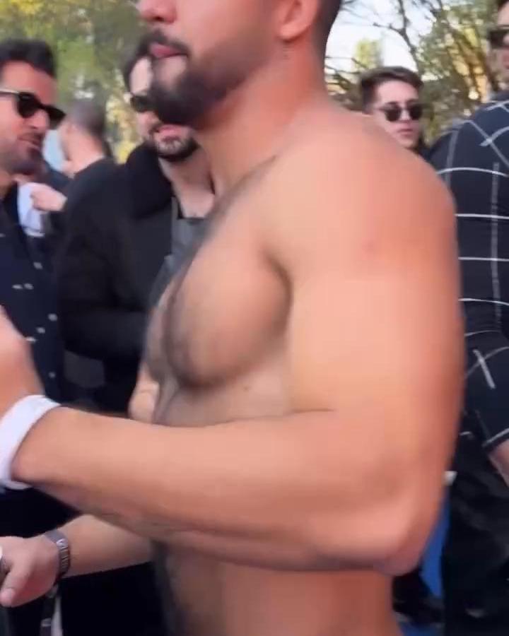 Party has just started, are you coming? 🙄