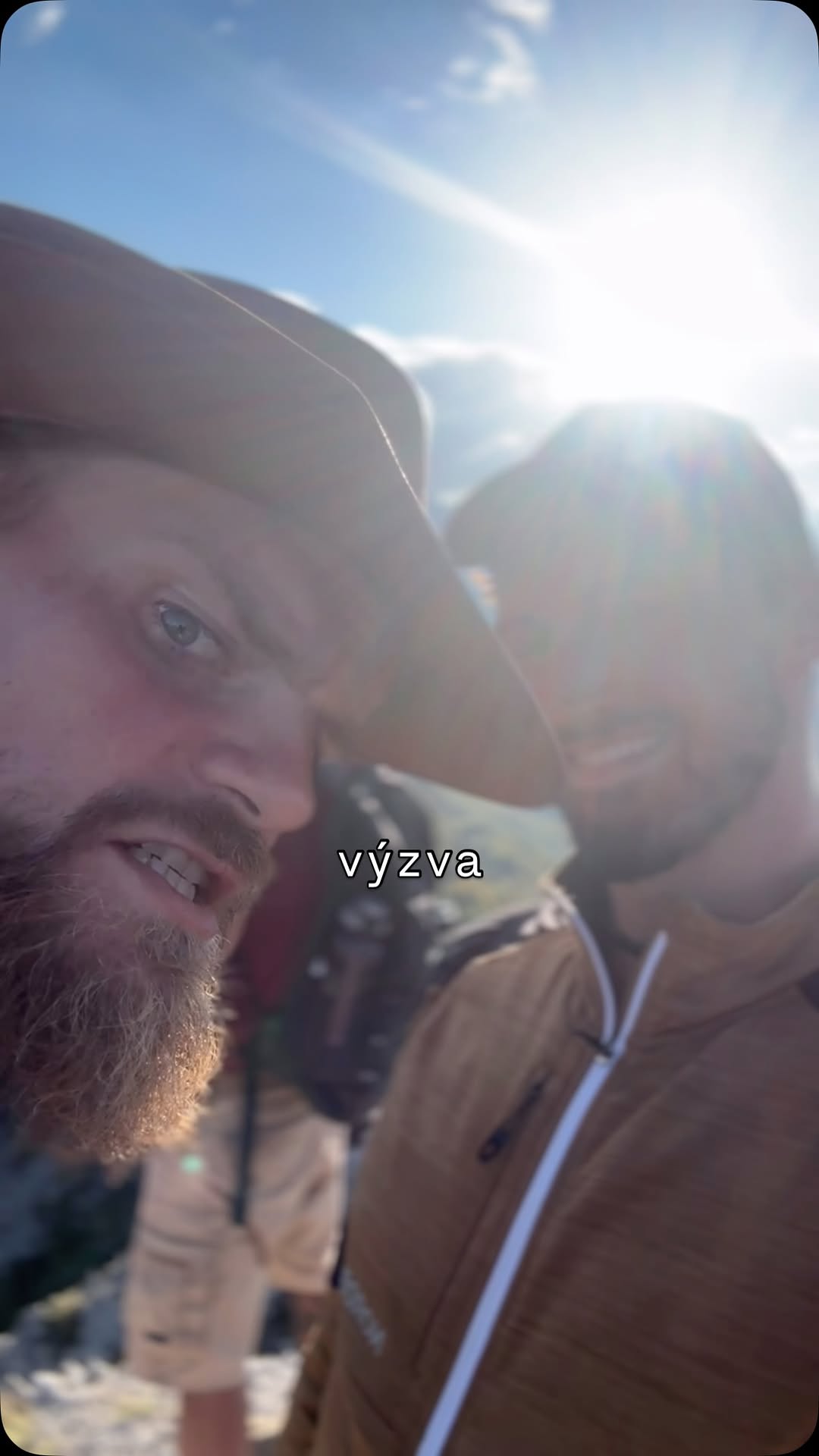 Muži. Tohle je váš call. Můj bro, Šimon Bellovič tvoří kmen, kde má koule i srdce na to otvírat zásadní témata vztahů a 